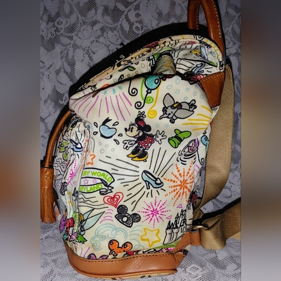 HTF Dooney and Bourke Sketch Backpack Purse - Picture 5 of 9